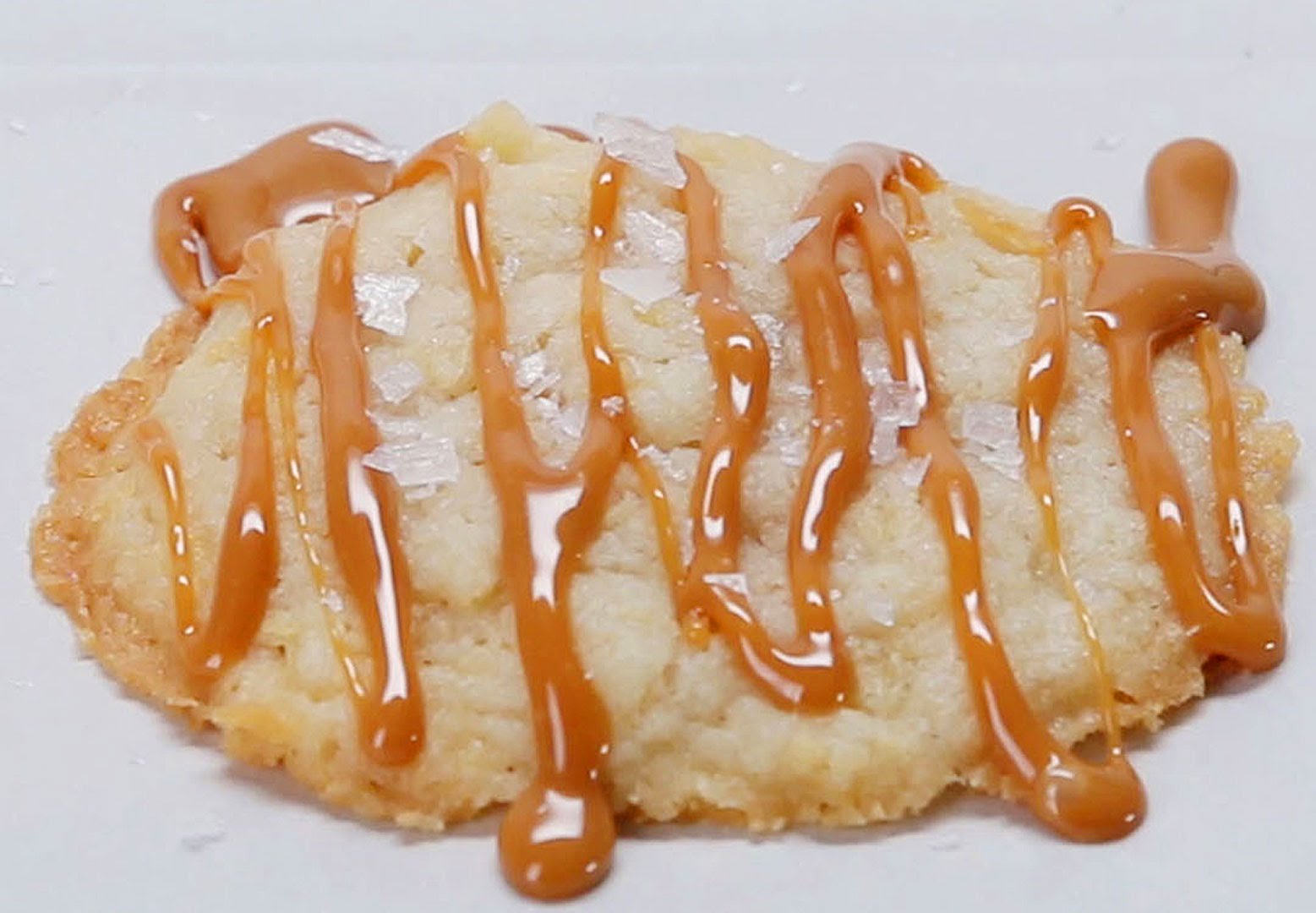 SALTED CARAMEL POTATO CHIP COOKIES!!