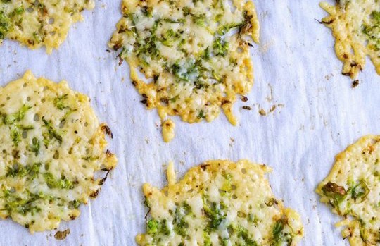 ASPARAGUS PARMESAN CHIPS!!