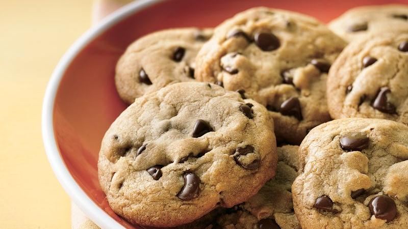 SOFT & CHEWY CHOCOLATE COOKIES!!