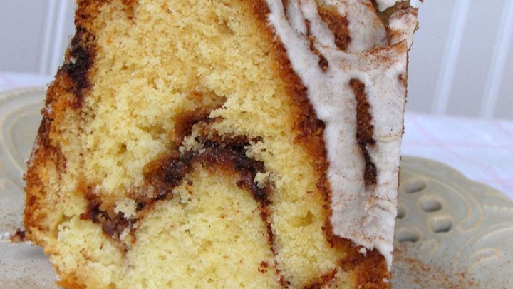 CINNAMON SWIRL COFFEE CAKE!!