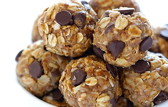 NO-BAKE PEANUT BUTTER ENERGY BITES!!