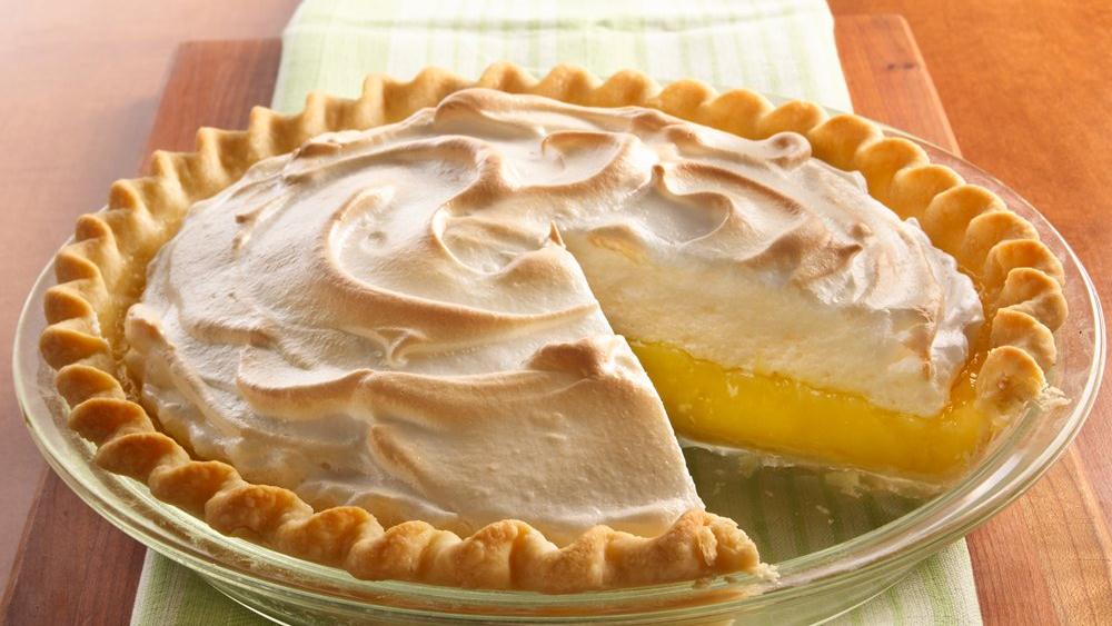 CLASSIC LEMON MERINGUE PIE!!