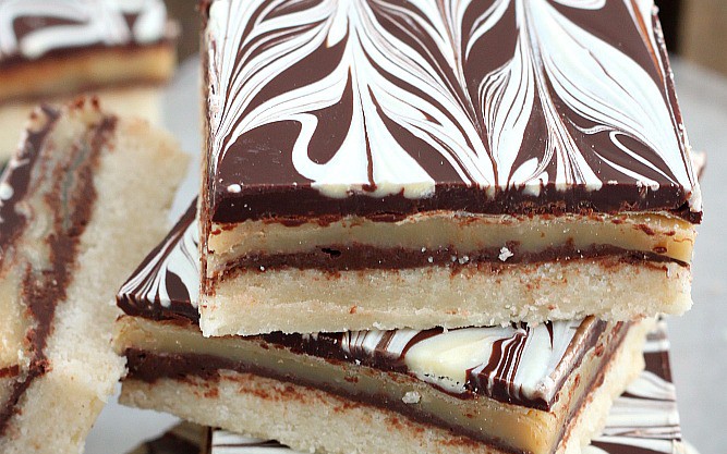 CHOCOLATE CARAMEL BARS!!