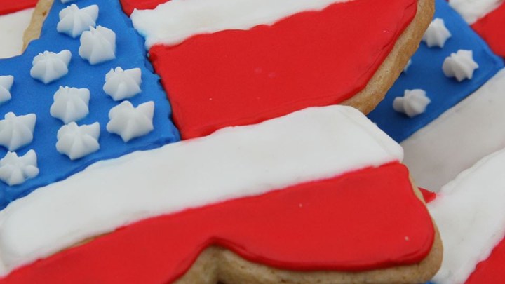 RED WHITE AND BLUE SUGAR COOKIES!!