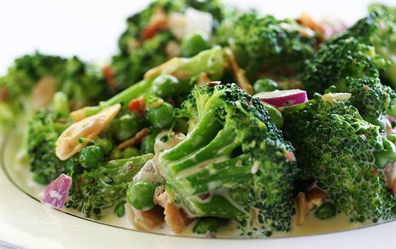 BEAUTIFUL BROCCOLI  SALAD!!