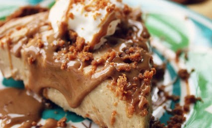 COOKIE BUTTER BISCOFF COOKIE PIE!!