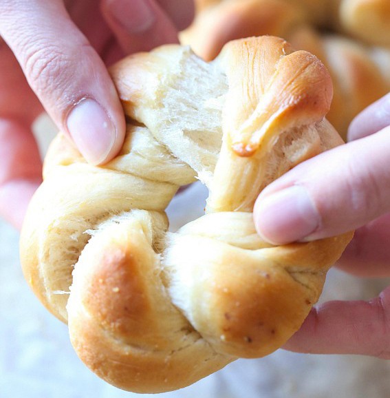 How to Make PERFECT Garlic Knots!!!