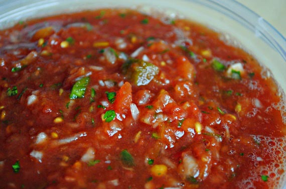 SIMPLE HOMEMADE SALSA!!