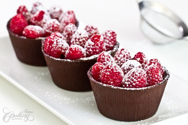 RASPBERRY CHOCOLATE CUPS!!