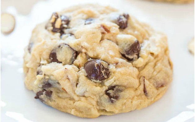 OUTRAGEOUS ALMOND JOY COOKIES!!