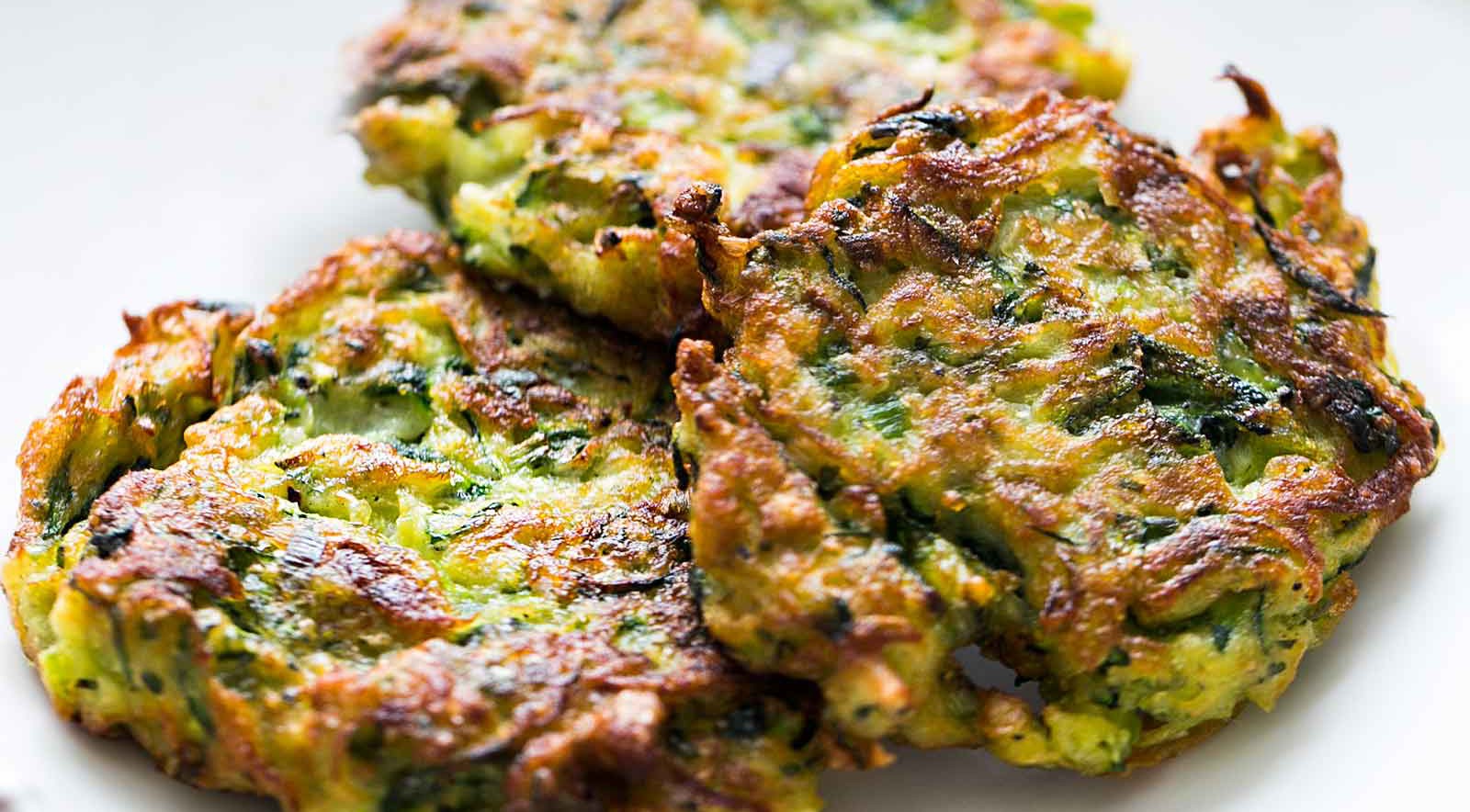 ZUCCHINI FRITTERS!!