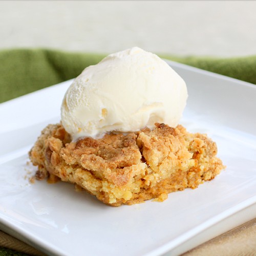 FALL INTO THIS PUMPKIN DUMP CAKE!!!