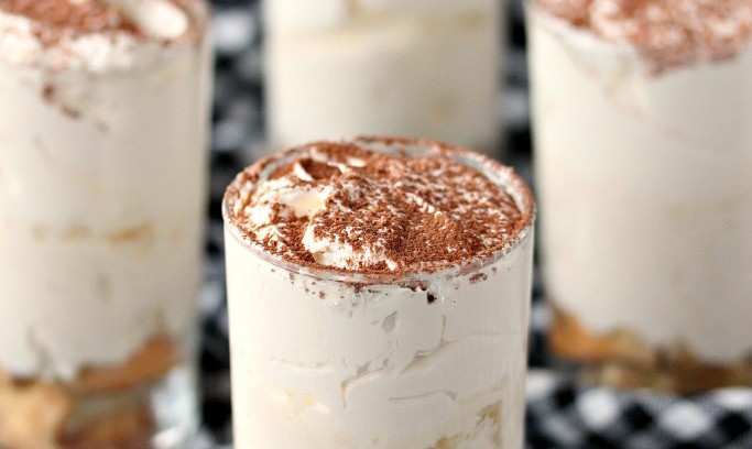 SUPER SIMPLE TIRAMISU!!