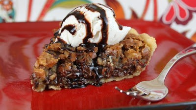 CHOCOLATE CHIP COOKIE PIE!!