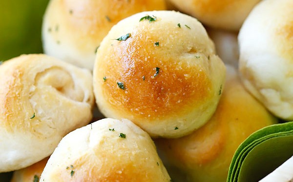 GARLIC HERB CHEESE BOMBS!!