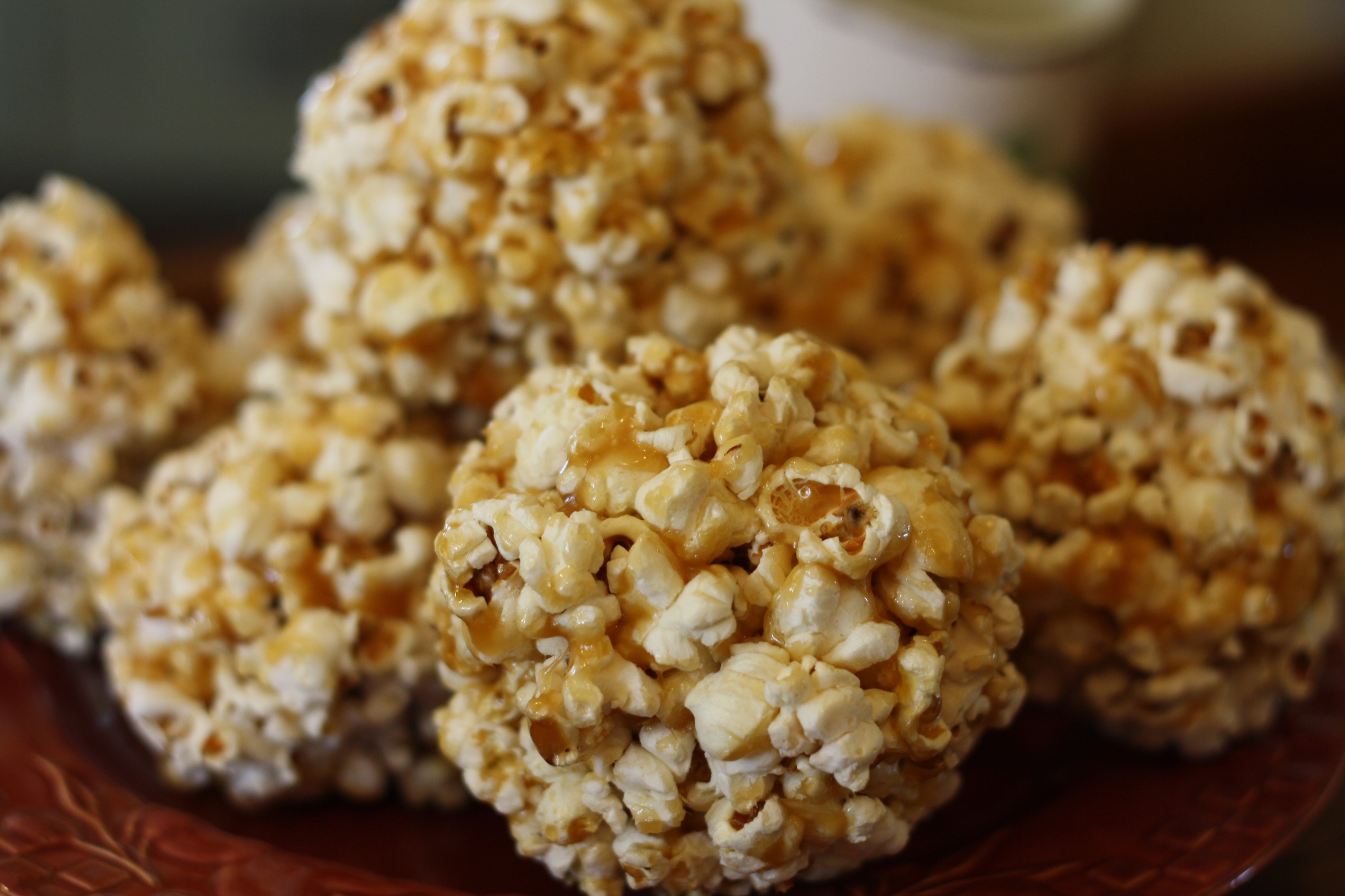 GRANDMA’S FAMOUS POPCORN BALLS!!